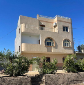 Flat in Kom